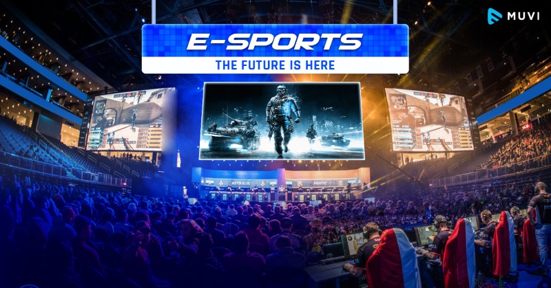 Halle mit E-Sportler und Zuschauern