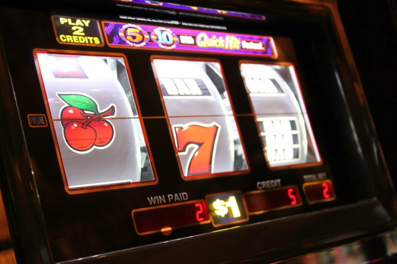 Juega a las tragamonedas progresivas en Royal Vegas Casino