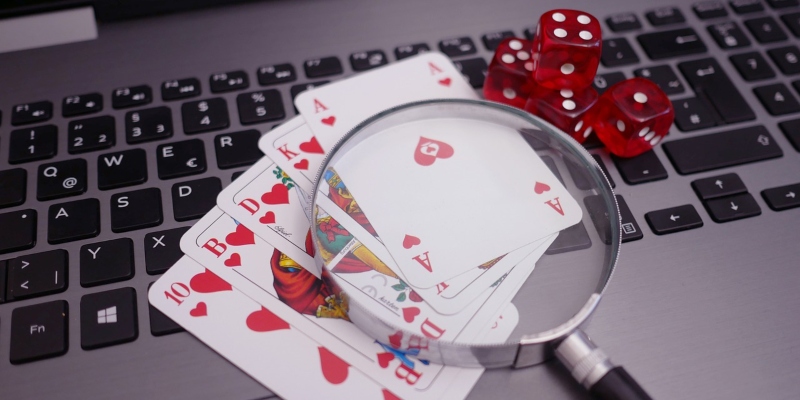 Cartes de jeux publicité en ligne
