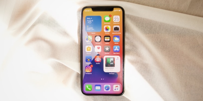 Use an adblocker on your phone to improve your browsing experience and focus on the essential. Use an adblocker on your phone to improve your browsing experience and focus on the essential.