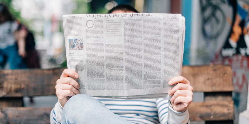 reading news reading news